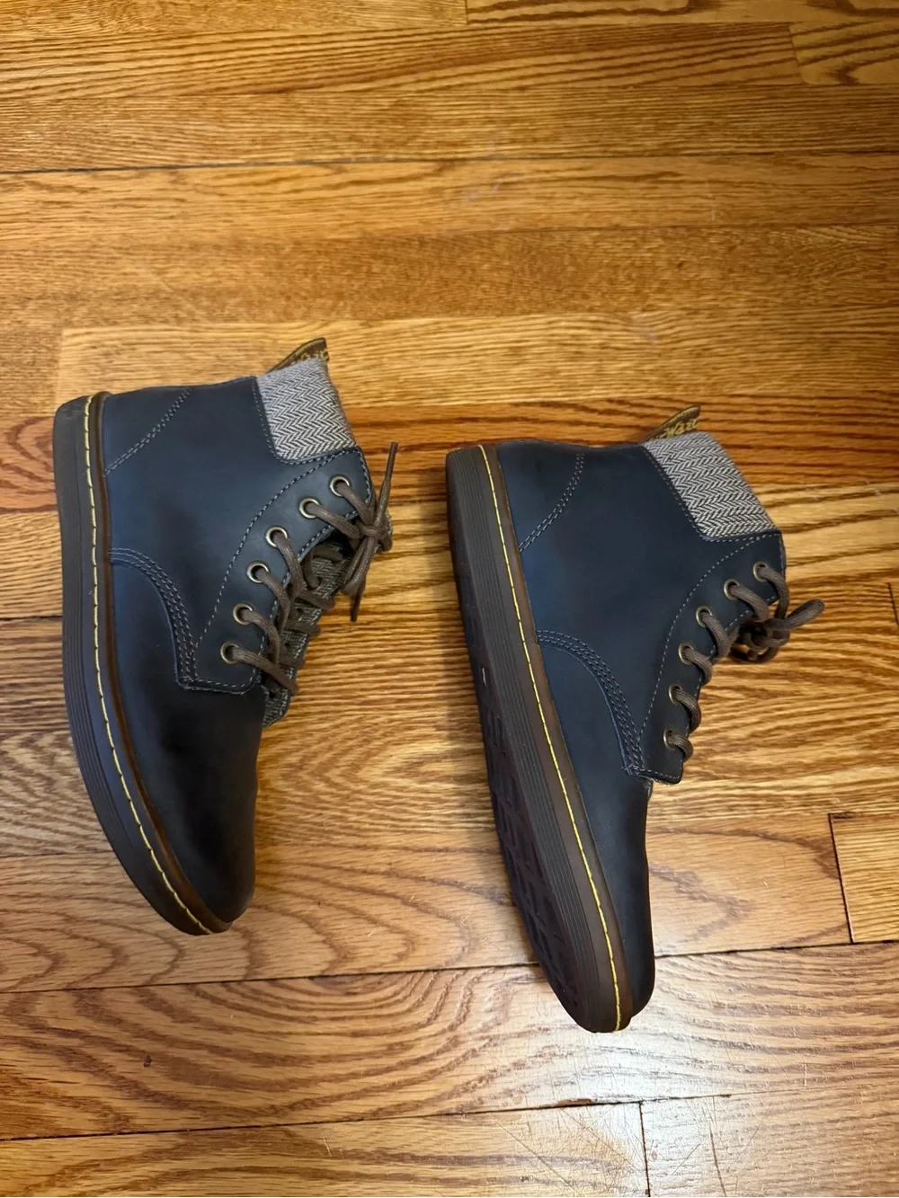Dr. Doc Martens Maelly Boots Size 7 US Padded Ankle Brown Herringbone Airwair